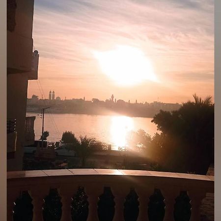 Apartament Nile Sunrise Flats Luksor Zewnętrze zdjęcie